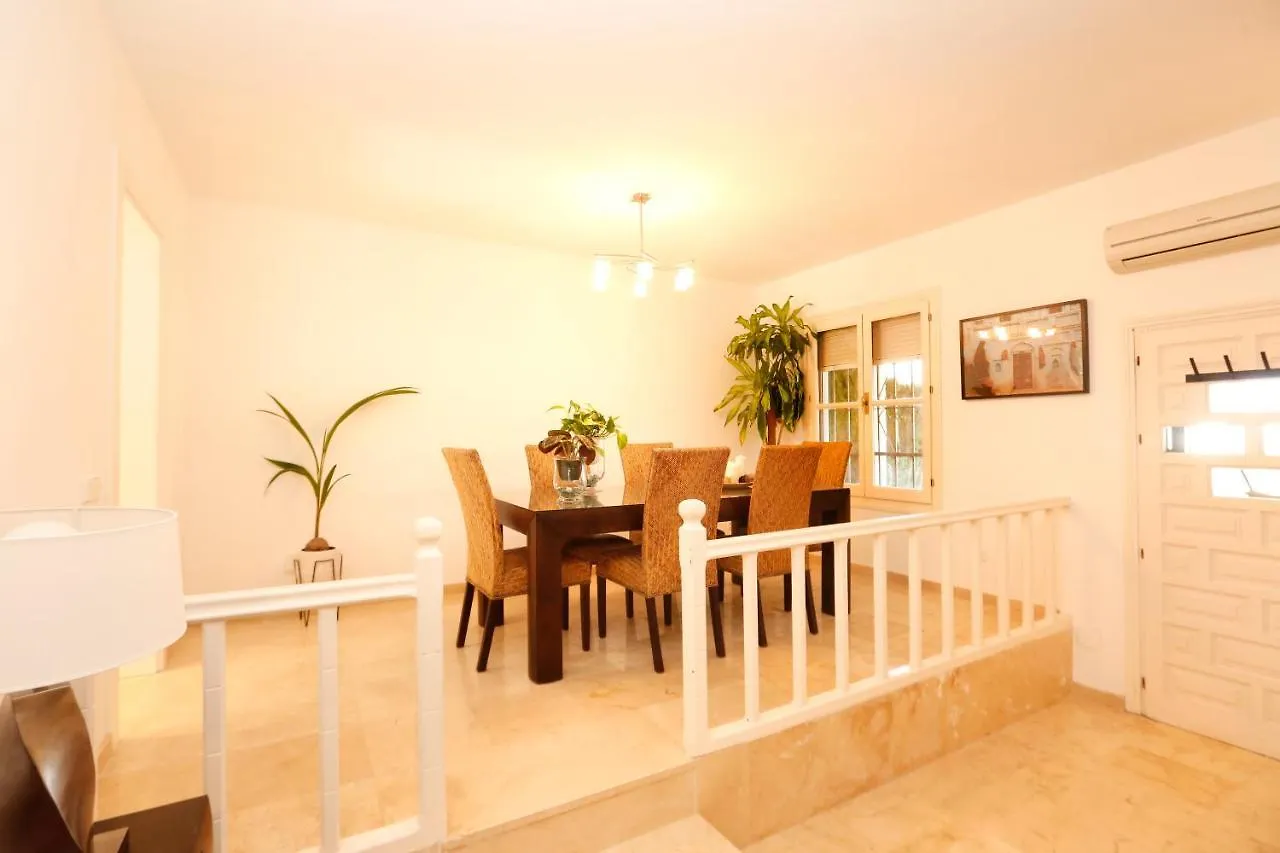 דירות מארבלה Adosada Guadalmina Alta Junto Campo De Golf