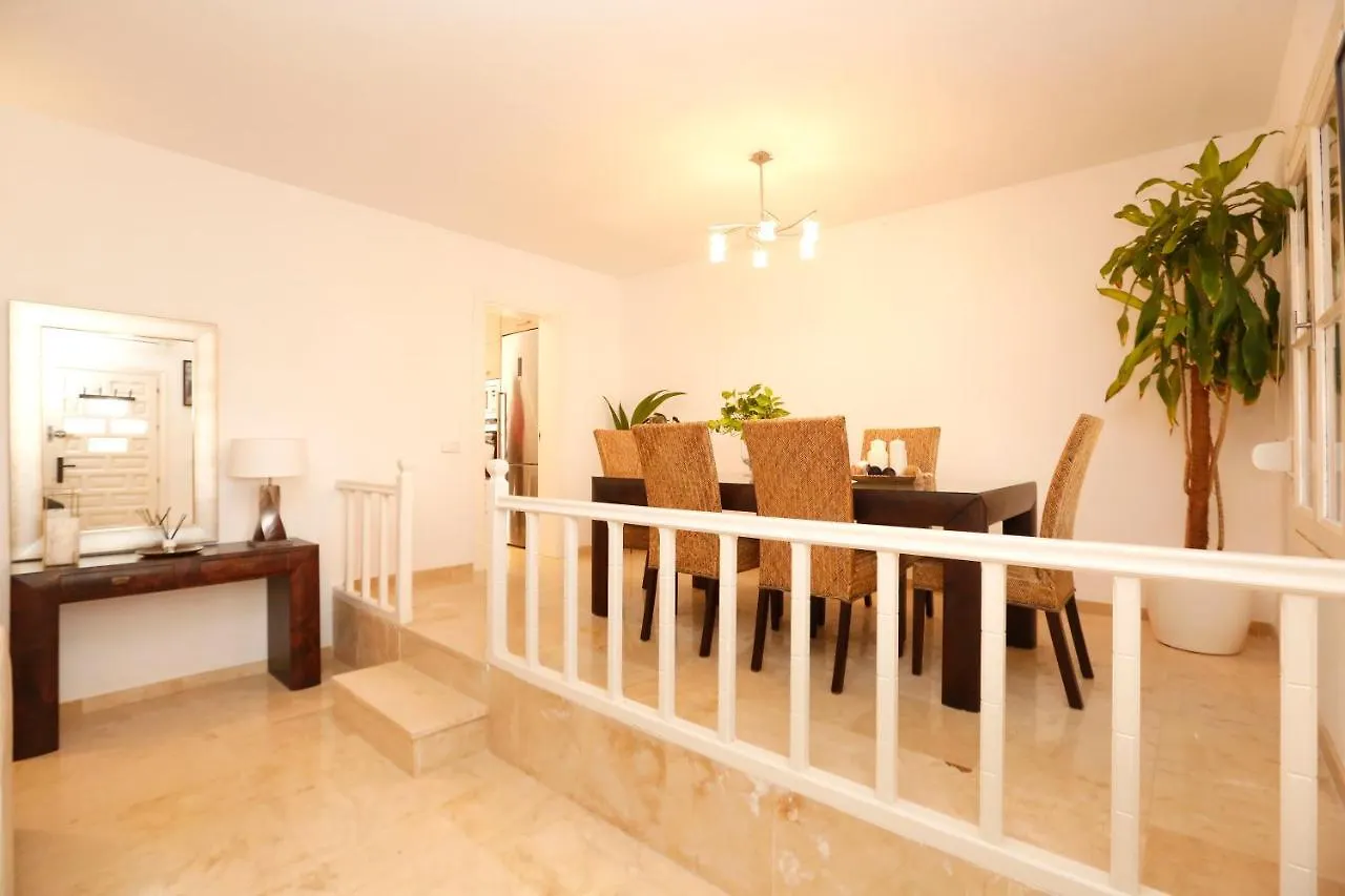 Adosada Guadalmina Alta Junto Campo De Golf Apartamento Marbella 0*,  España